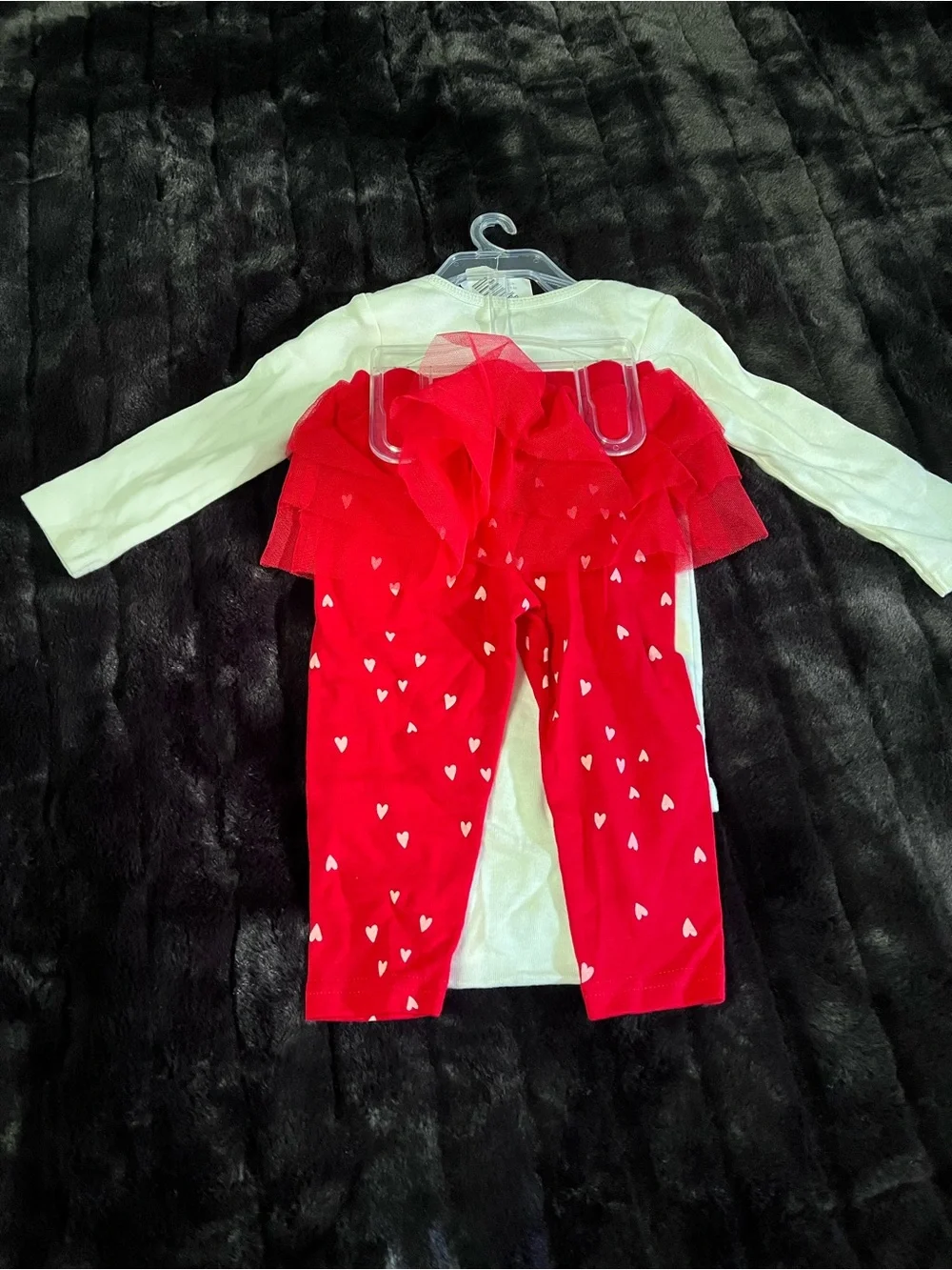Carter’s Girls Onsie & Pants Set Size 9m NWT